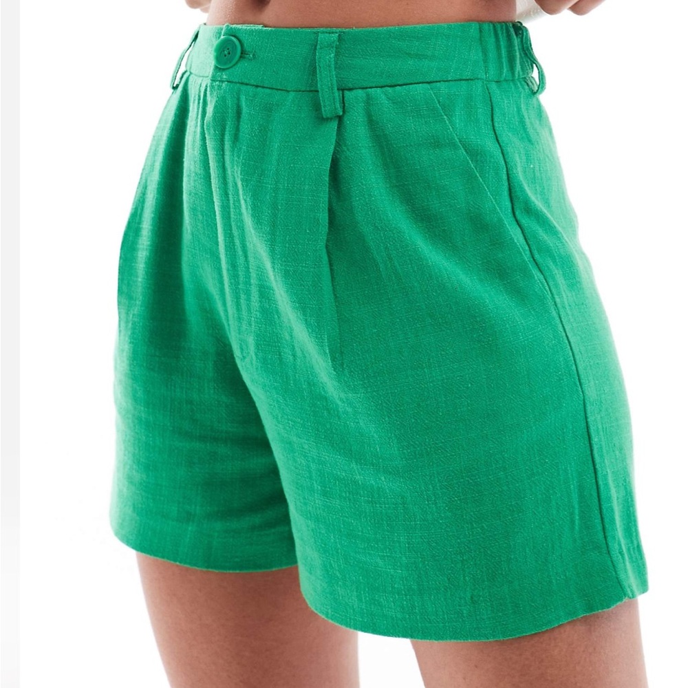 Stradivarius linen shorts